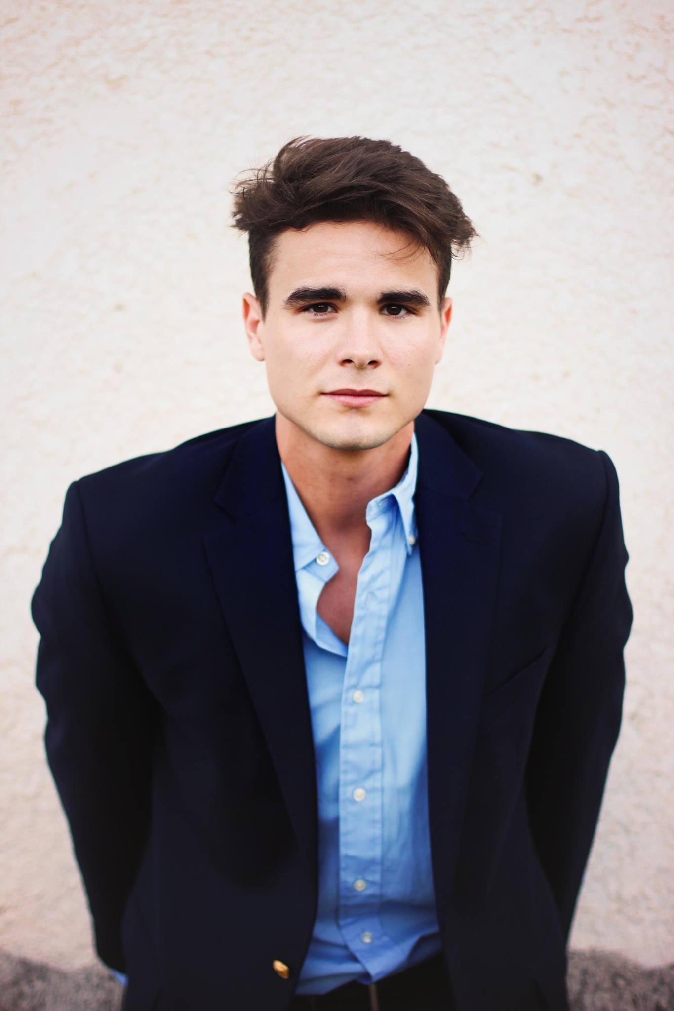J Sisk headshot